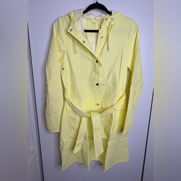 Rains - essential long rain jacket - yellow straw - XS NWT - Picture 1 of 6